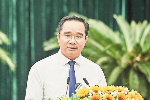 Thành phố Hồ Chí Minh - 50 năm vững bước từ mùa Xuân đại thắng