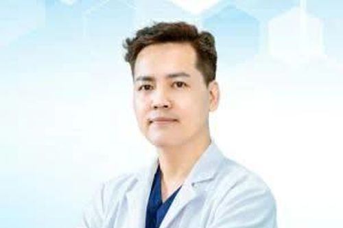 Chuyên gia nhãn khoa giải đáp thắc mắc về bệnh viễn thị