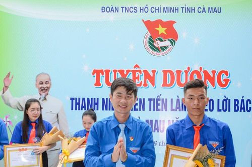Chàng trai vàng trong làng Boxing