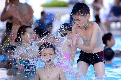 Thủ tướng khuyến khích nghệ sĩ tổ chức hoạt động hè cho học sinh