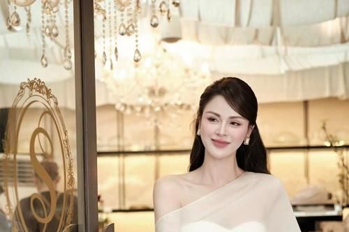 Lương Thu Trang đóng 'Cha tôi, người ở lại', đẹp gây mê