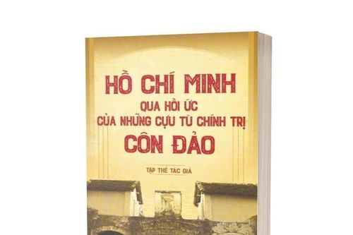 Ra mắt sách 'Hồ Chí Minh qua hồi ức của những cựu tù chính trị Côn Đảo'