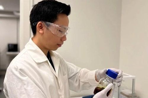 Thạc sĩ Việt mở hướng mới tìm sự sống ngoài Trái Đất