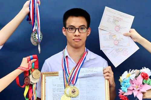 Lào Cai: 1 học sinh vào chung kết toàn quốc Cuộc thi trí tuệ nhân tạo VOAI 2025