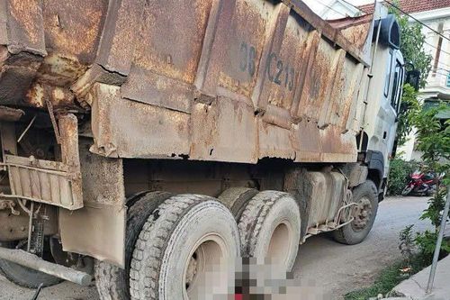 Nghệ An: Va chạm với xe tưới nước công trình, người đi xe đạp tử vong