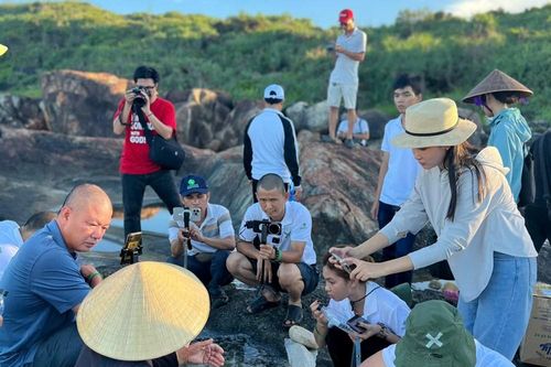 Tham quan, tìm hiểu nơi làm muối trên đá của người Sa Huỳnh cổ