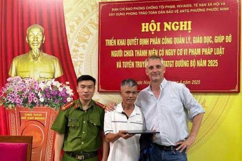 Xác minh nhanh, trả lại tài sản cho du khách
