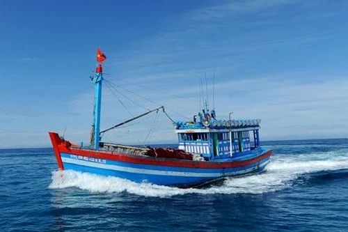 Tìm thấy thi thể ngư dân mất tích trên vùng biển Bình Thuận