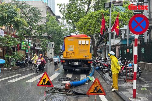 Hà Nội chủ động ứng trực không để ngập úng kéo dài