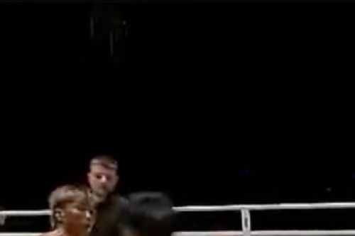 Võ sĩ Thái ngược dòng bằng cú knock-out xuất thần