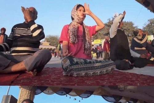 Cô gái Hàn gây sốt với loạt video đi du lịch Ấn Độ 1 mình
