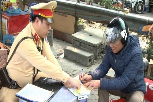 Hà Nội: Triển khai ghi hình 'phạt nguội' lưu động