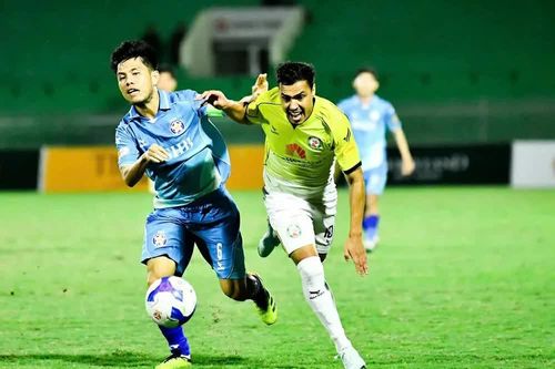 Sau 11 năm, sẽ lại có 2 đội V .League rớt hạng?