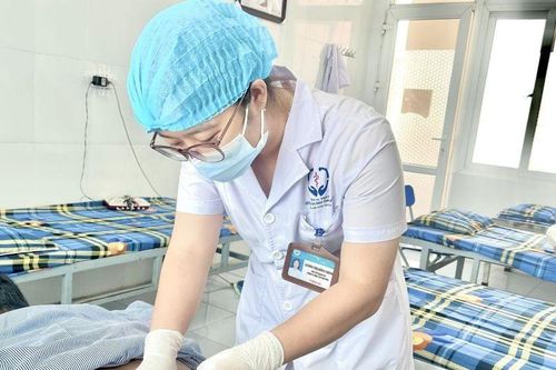Tiêm huyệt vị phục hồi bệnh lý thần kinh cơ xương khớp