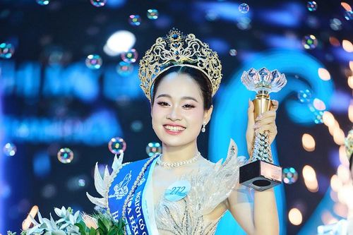 Nữ sinh Trường ĐH Văn hóa, Thể thao và Du lịch Thanh Hóa đăng quang Hoa hậu Biển đảo Việt Nam