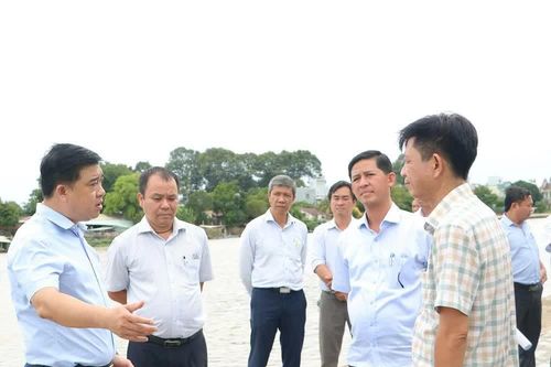Nghiên cứu lại thiết kế các dự án kè gia cố bờ sông Đồng Nai