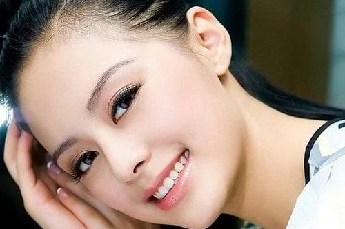 Phúc khí hiển hiện... 4 nét tướng phụ nữ giúp chồng phát đạt
