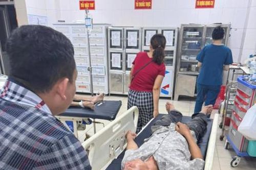 Trả nợ bằng… nắm đấm!