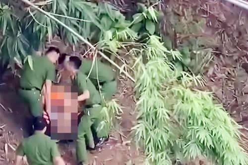 Công an xã kịp thời cứu sống một phụ nữ nhảy cầu Na Hoa