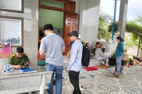 Bắt giam kẻ bạo hành con gái của vợ hờ tử vong