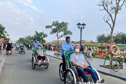 Du lịch Việt giữ đà tăng trưởng khách quốc tế sau mùa cao điểm