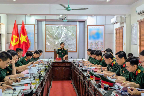 Kiểm tra công tác chuẩn bị sáp nhập, sắp xếp tổ chức lại cơ quan quân sự địa phương tỉnh Phú Thọ