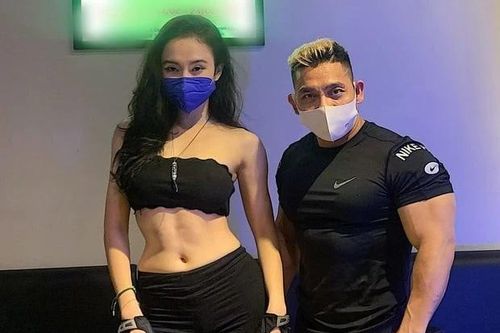 'Thế lực' đứng sau cơ bắp cuồn cuộn của Angela Phương Trinh