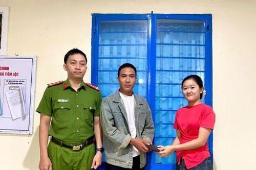 Biểu dương em Hằng
