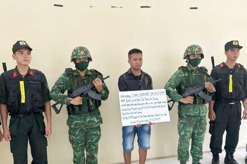 Bắt đối tượng giết người tìm cách bỏ trốn