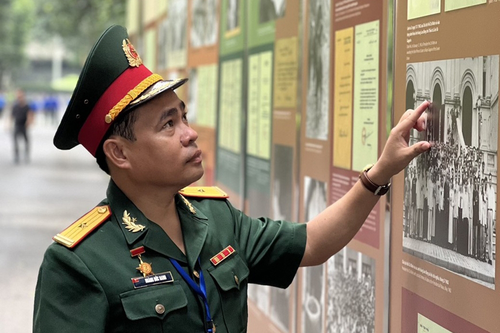 Phút trải lòng của chàng sĩ quan trẻ đam mê viết báo