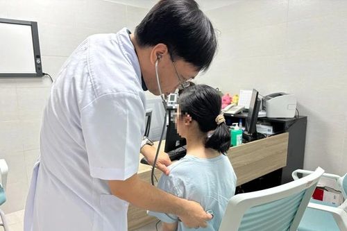 Cứu sống bệnh nhân bị ô tô cán qua ngực
