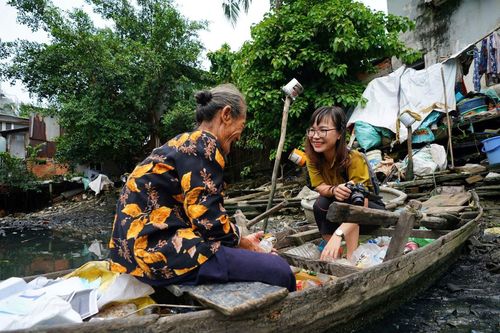 'Báo chí có thể gieo hy vọng, giúp người ta nhìn thấy nhau trong dòng đời ngược xuôi'