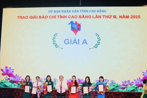 Người làm báo cần tiếp tục đổi mới tư duy, không ngừng sáng tạo