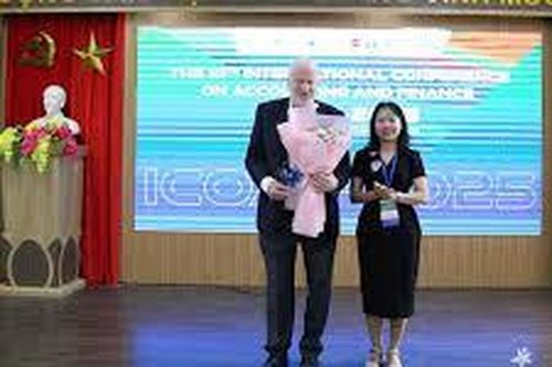 Hội thảo quốc tế về kế toán và tài chính lần thứ 10