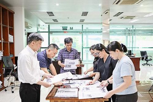 Người 'giữ lửa' trên từng con chữ