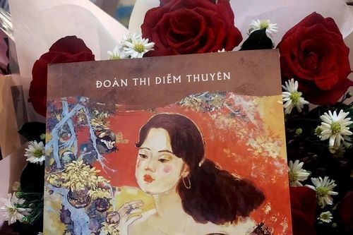 Tập thơ tình lục bát, bản năng mà không thô tục