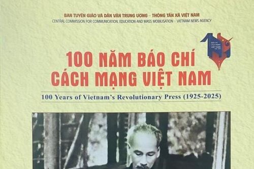 Kết nối văn hóa đọc: Trăm năm báo chí cách mạng qua những bức ảnh quý giá