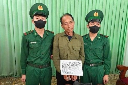 Bắt giữ đối tượng vận chuyển 2.000 viên hồng phiến từ Lào về Việt Nam