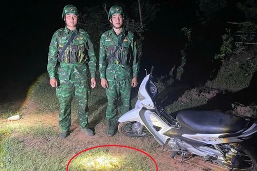 Điều tra vụ 18kg vàng vô chủ bỏ tại khu vực biên giới
