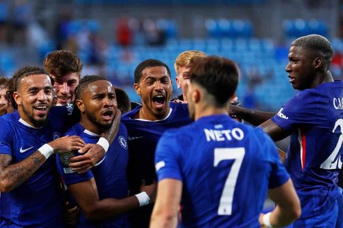 Vì sao trận Chelsea - Benfica kéo dài tới 5 tiếng đồng hồ?