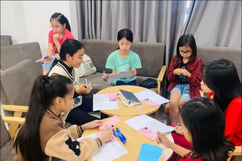 Trẻ em cần được yêu thương đúng cách
