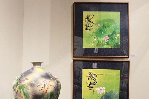 Lan tỏa văn hóa Việt qua sen và Kiều