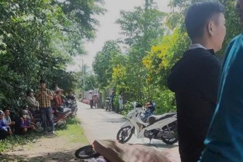Trên đường đi làm vườn về, người đàn ông 'bất ngờ' bị đâm tử vong