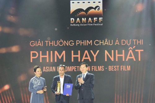 Cánh cửa lớn đưa điện ảnh Việt ra thế giới