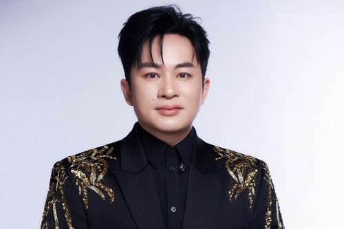 Tùng Dương hát trong MV 'Việt Nam kỷ nguyên vươn mình'