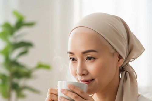 Bác sĩ hướng dẫn cách giảm thiểu tác dụng phụ khi điều trị ung thư vú