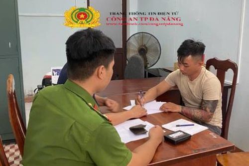 Theo dấu tên cướp có hình xăm sặc sỡ