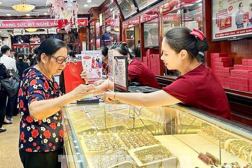 Hết thời độc quyền vàng miếng, thị trường bước vào cuộc chơi mới