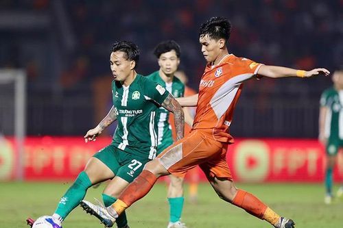 Làm mới V. League