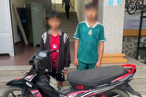Điều tra vụ hai nam thiếu niên trộm xe máy, nhiều máy bơm nước